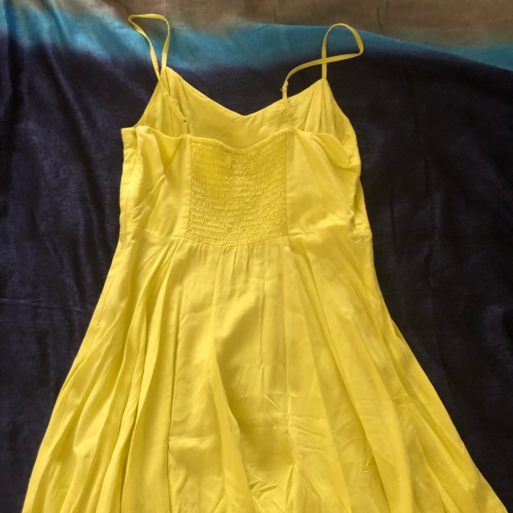 Neon Yellow Old Navy dress🌸